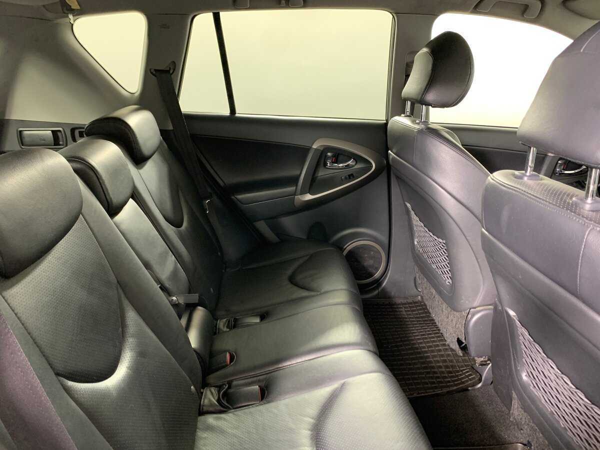 Б/У Тойота Рав4 2006 года. Фото: #16