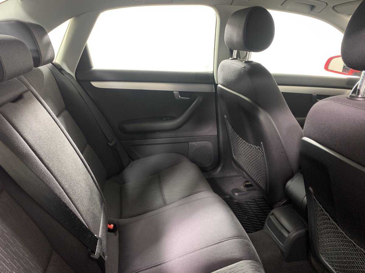 Б/У Ауди А4 2006 года. Фото: #17