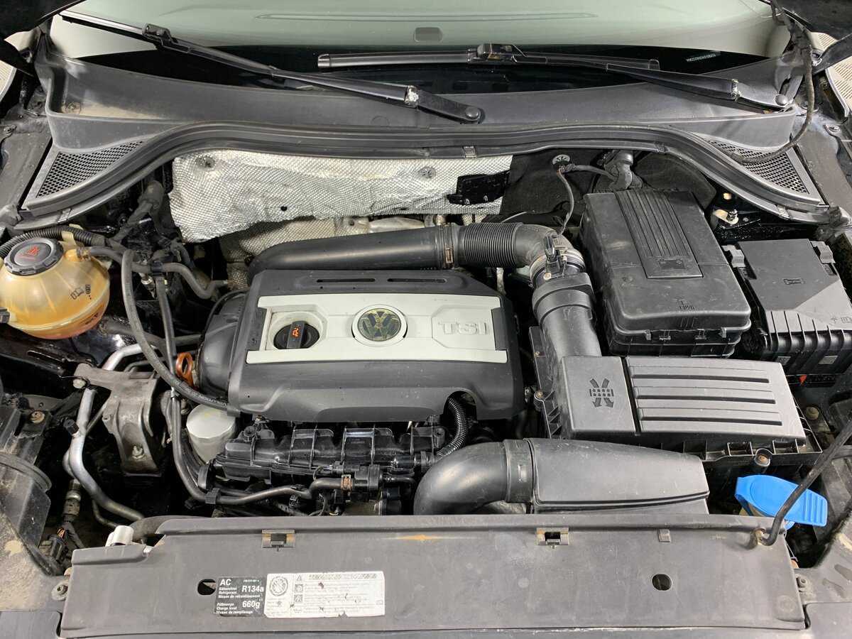 Б/У Фольксваген Тигуан 2010 года. Фото: #10