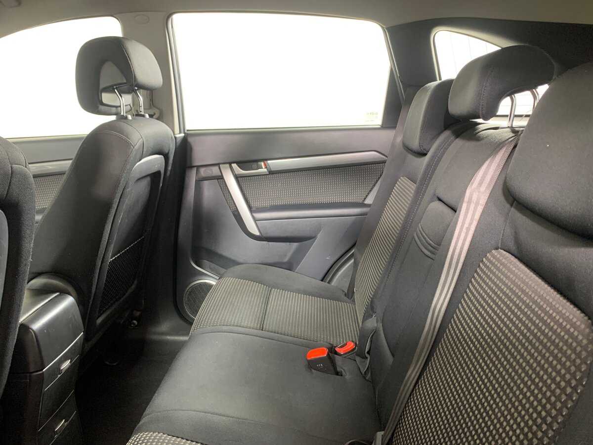 Б/У Шевроле Каптива 2010 года. Фото: #18