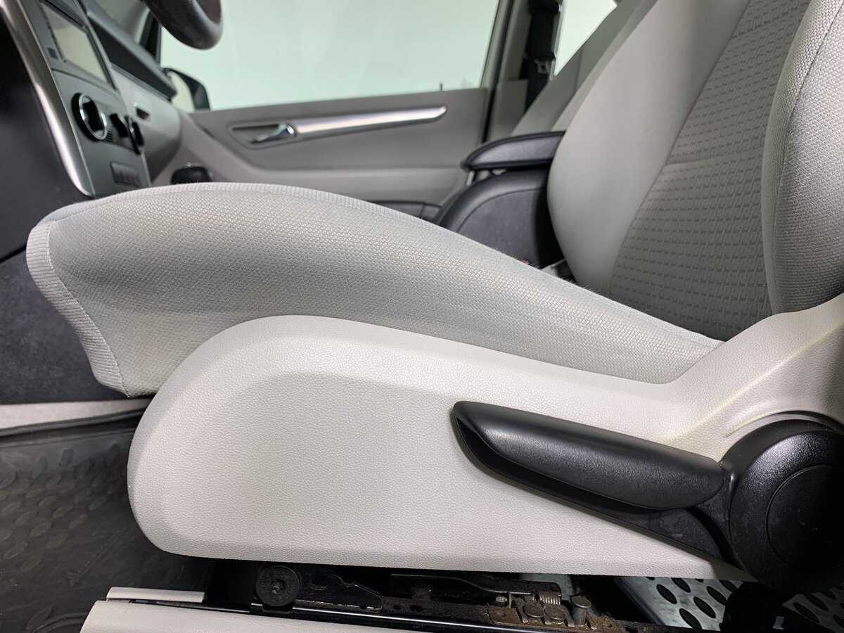 Б/У Мерседес-Бенц Б-Класс 2011 года. Фото: #15