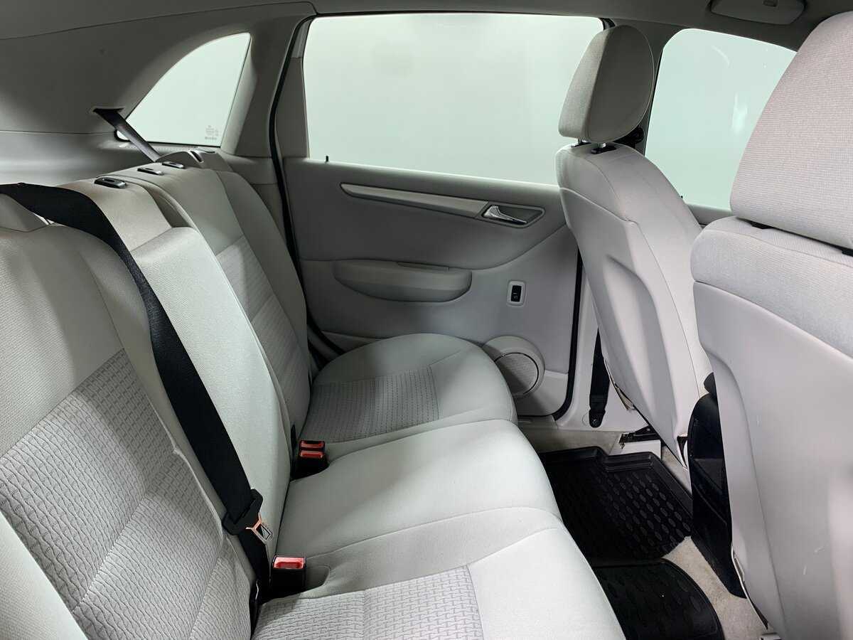 Б/У Мерседес-Бенц Б-Класс 2011 года. Фото: #16