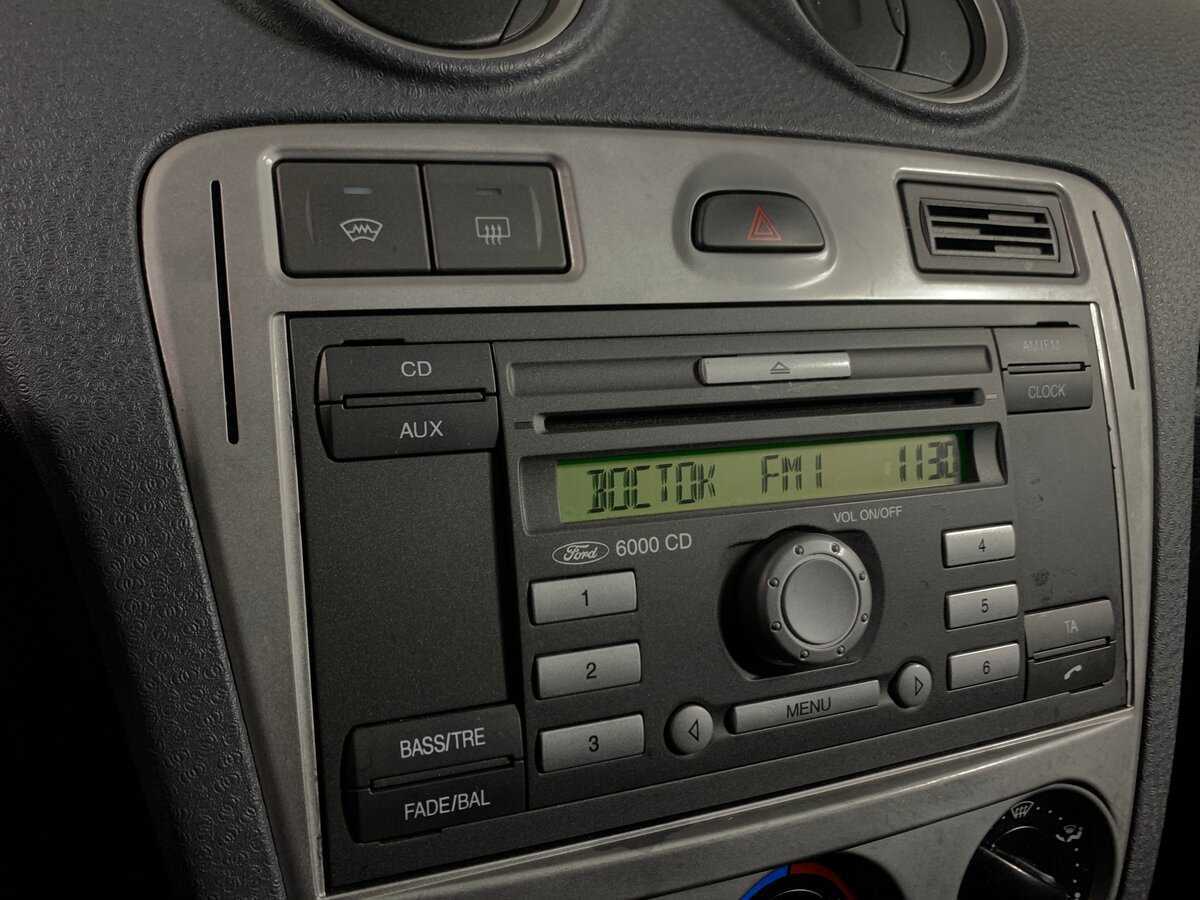 Б/У Форд Фьюжн 2010 года. Фото: #14