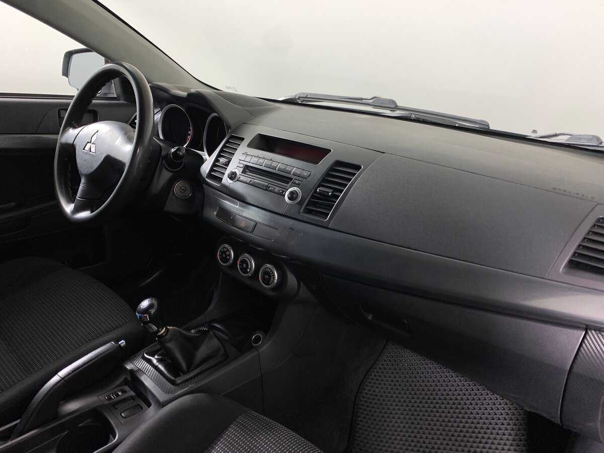 Б/У Митсубиши Лансер 2009 года. Фото: #13