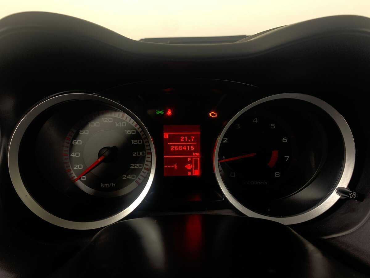 Б/У Митсубиши Лансер 2009 года. Фото: #14