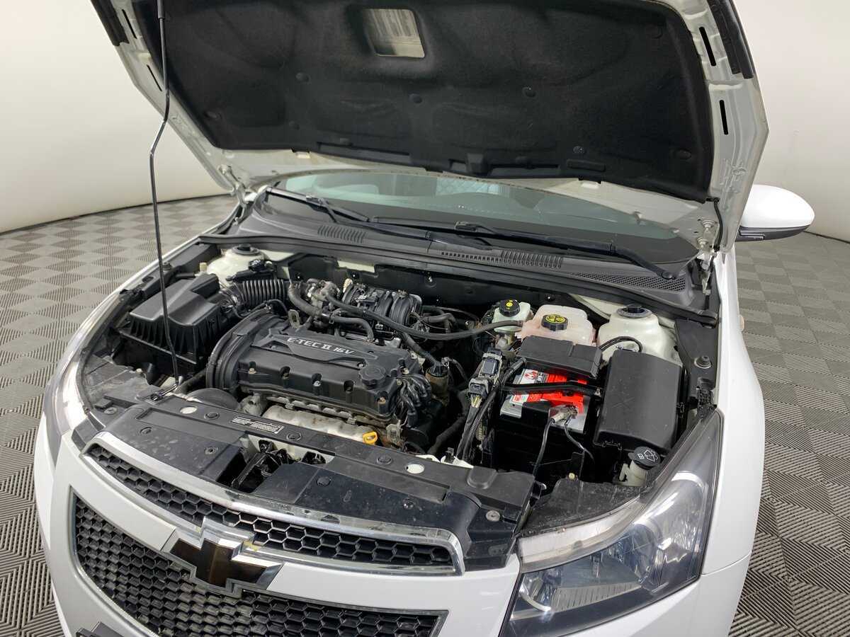 Б/У Шевроле Круз 2012 года. Фото: #10