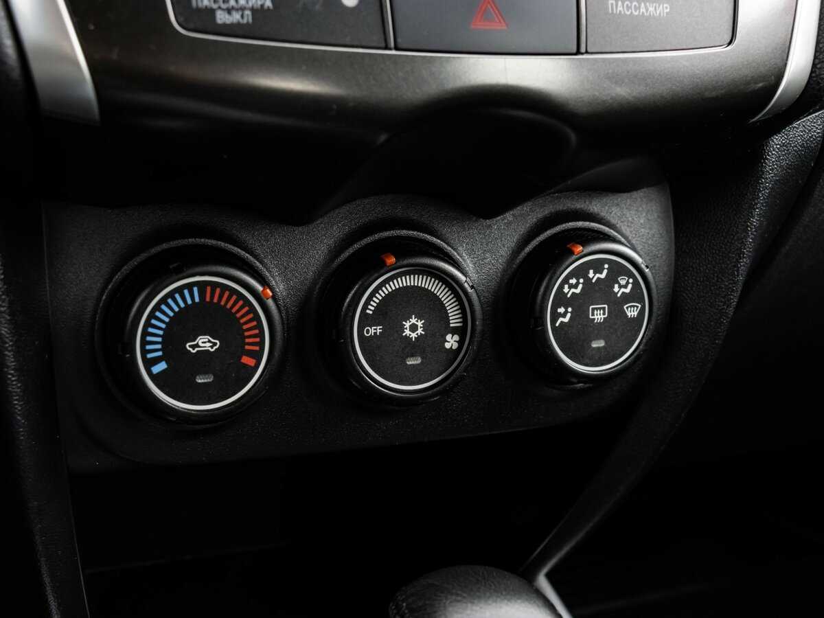 Б/У Митсубиши АС-Икс 2012 года. Фото: #10