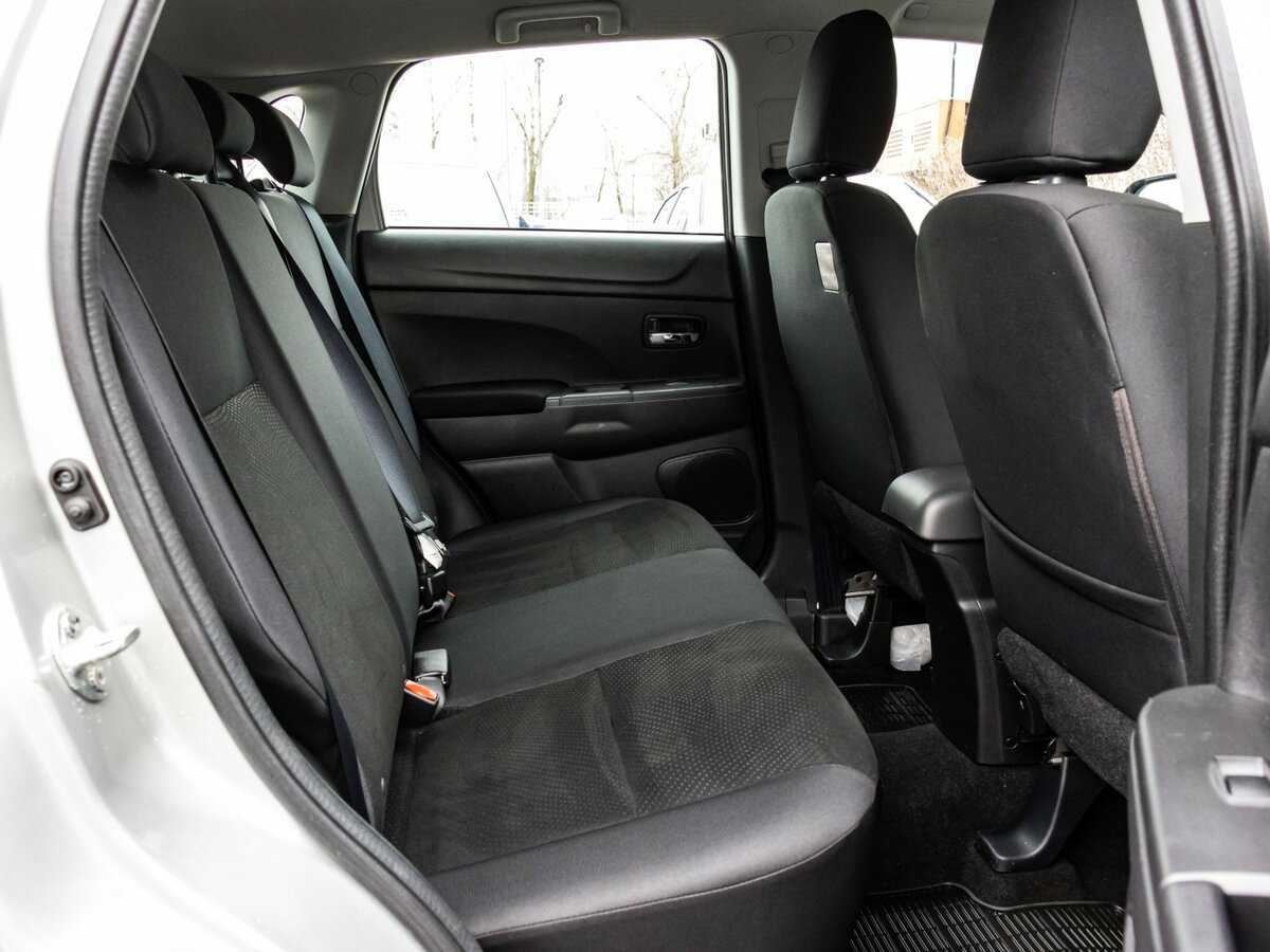 Б/У Митсубиши АС-Икс 2012 года. Фото: #13