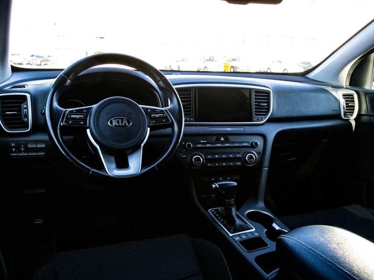 Б/У Киа Спортейдж 2021 года. Фото: #8