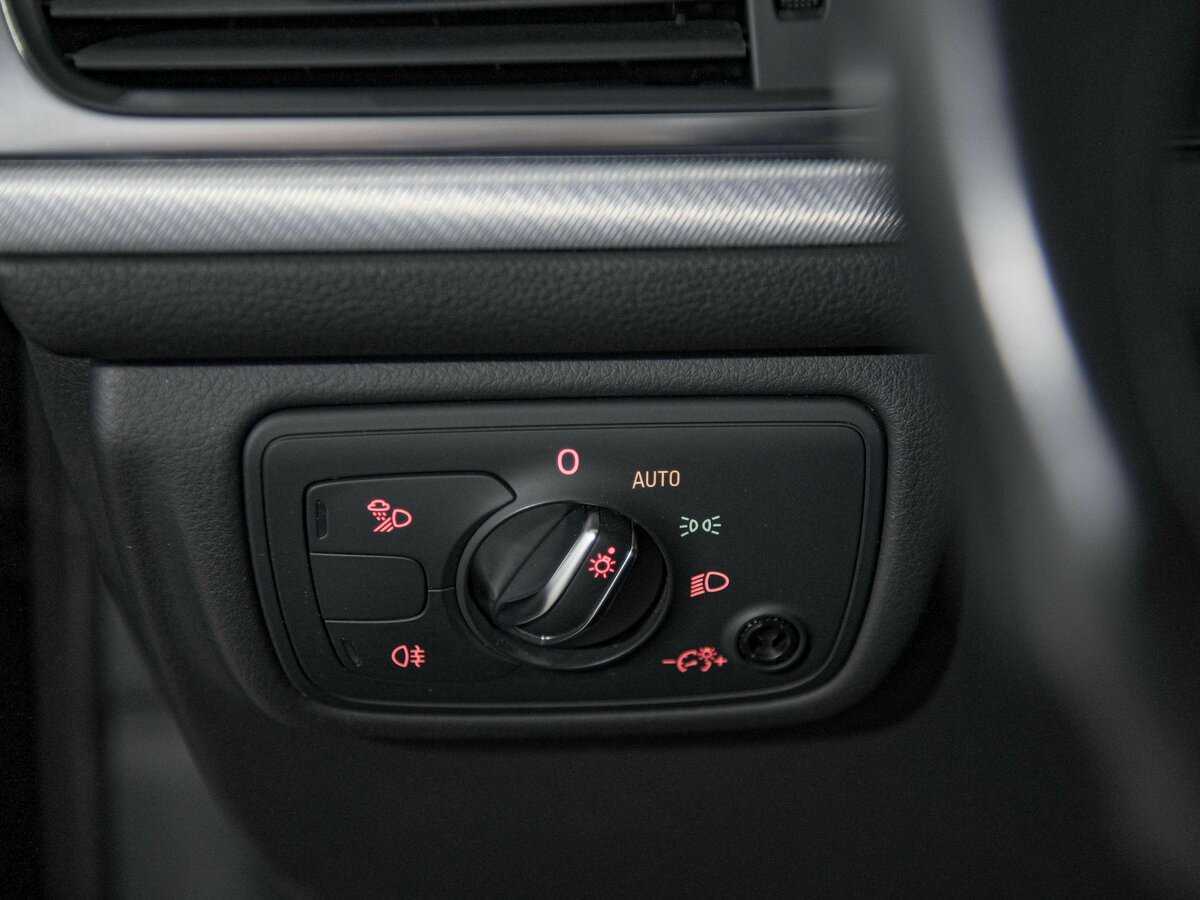 Б/У Ауди А6 аллроад 2018 года. Фото: #12