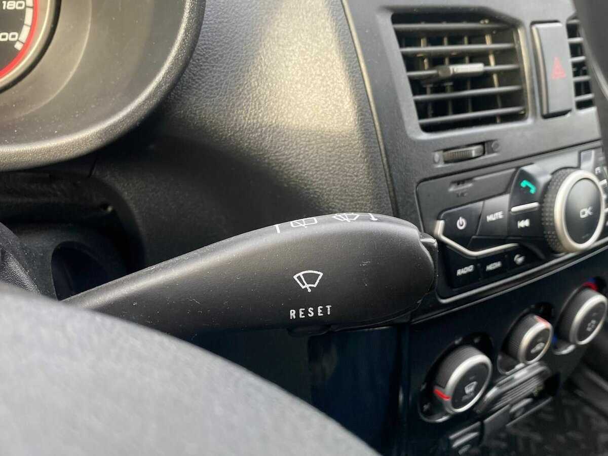 Б/У Лада (ВАЗ) Калина 2013 года. Фото: #10