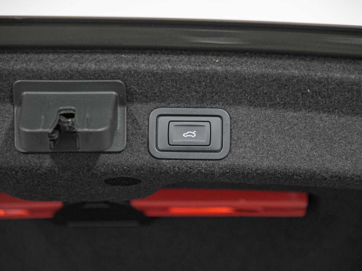 Б/У Ауди А6 2019 года. Фото: #18