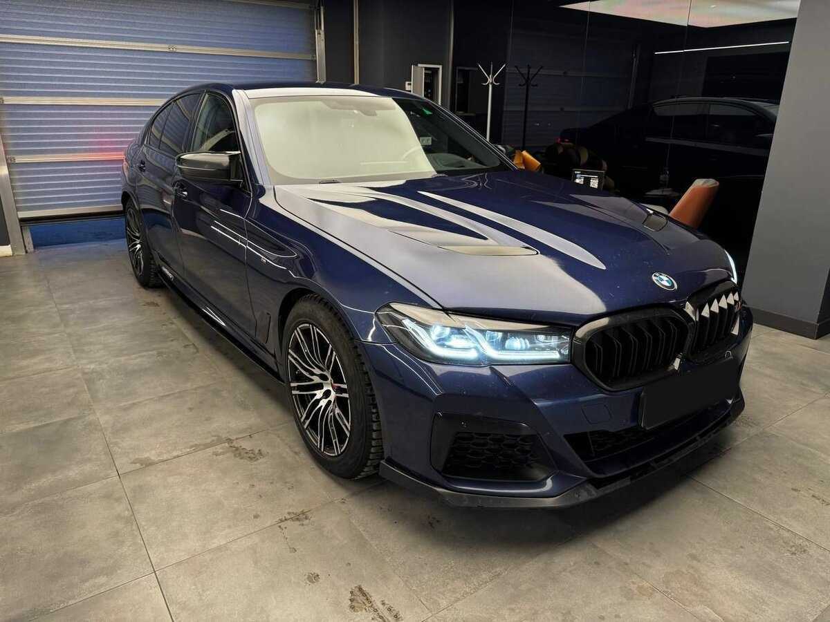 Б/У БМВ 5 серии 2018 года. Фото: #2