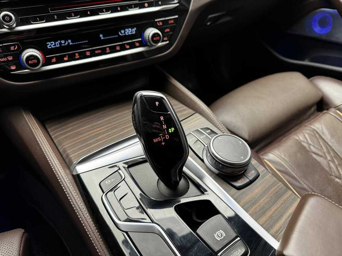 Б/У БМВ 5 серии 2018 года. Фото: #10