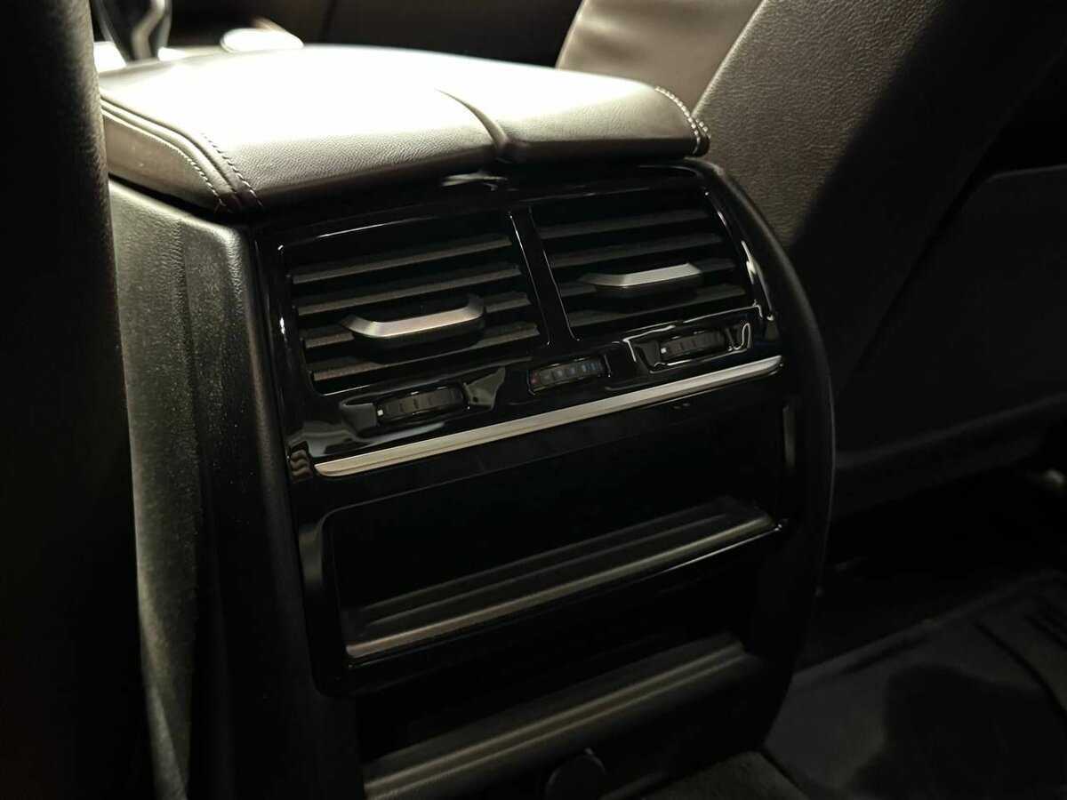 Б/У БМВ 5 серии 2018 года. Фото: #26