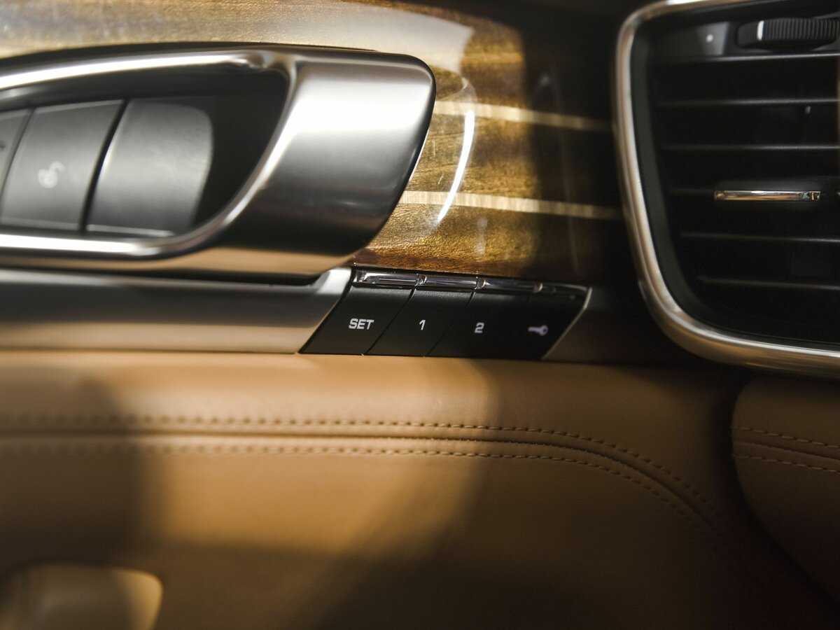 Б/У Порш Панамера 2014 года. Фото: #12