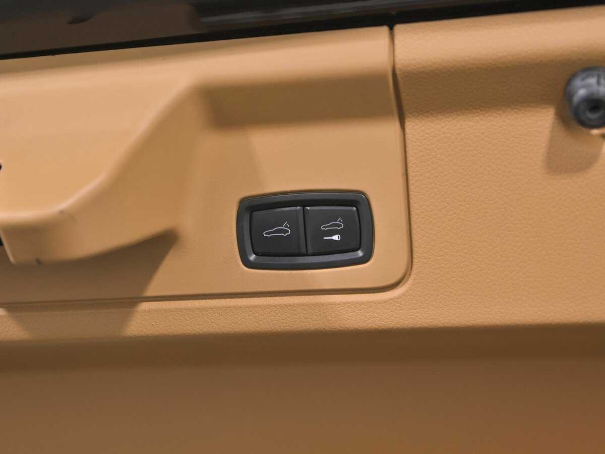 Б/У Порш Панамера 2014 года. Фото: #20