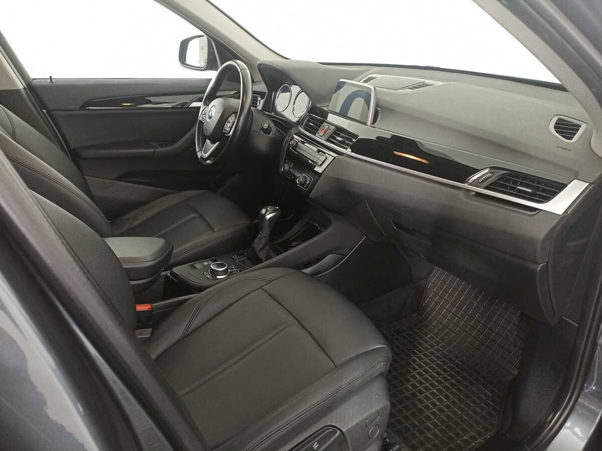 Б/У БМВ Икс1 2018 года. Фото: #9