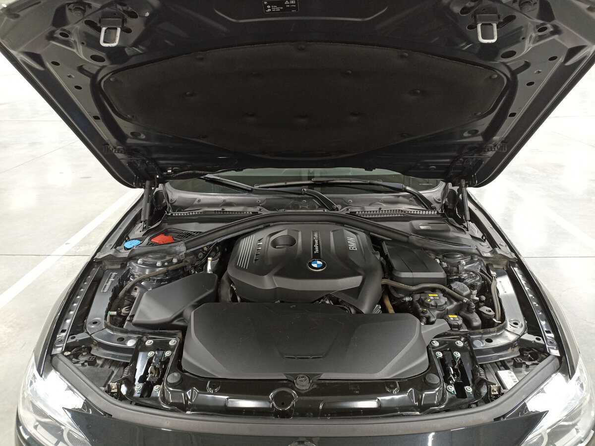 Б/У БМВ 3 серии 2016 года. Фото: #8