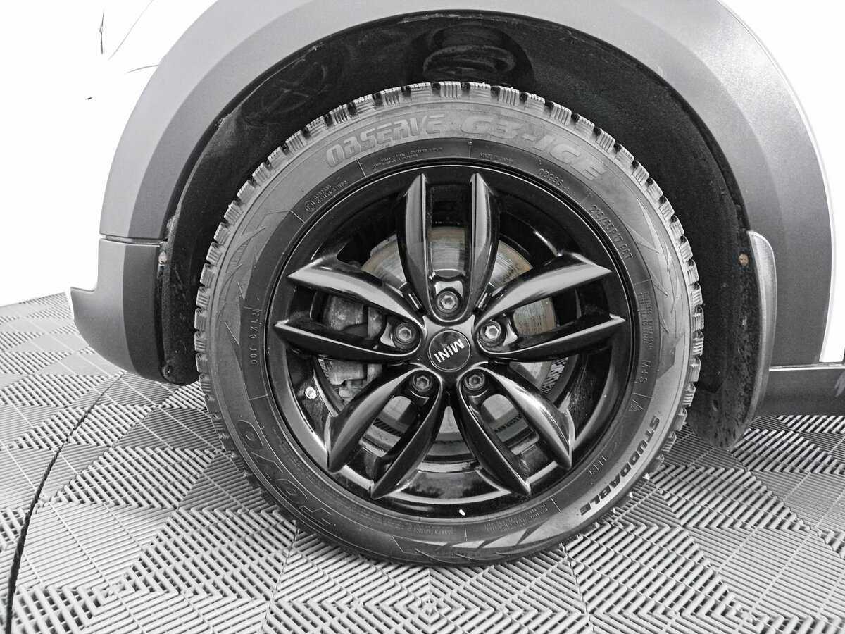 Б/У Мини Каунтримэн 2014 года. Фото: #17