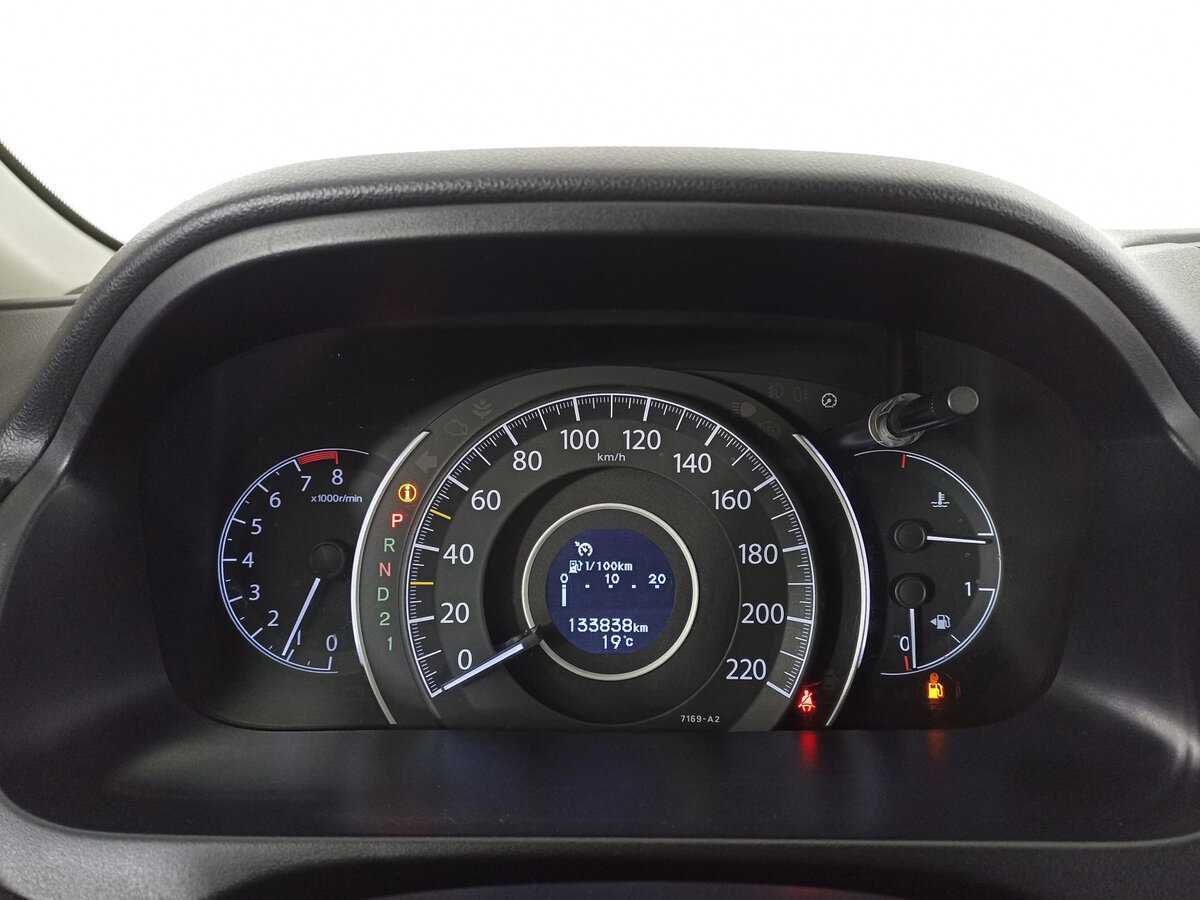 Б/У Хонда ЦР-В 2013 года. Фото: #12