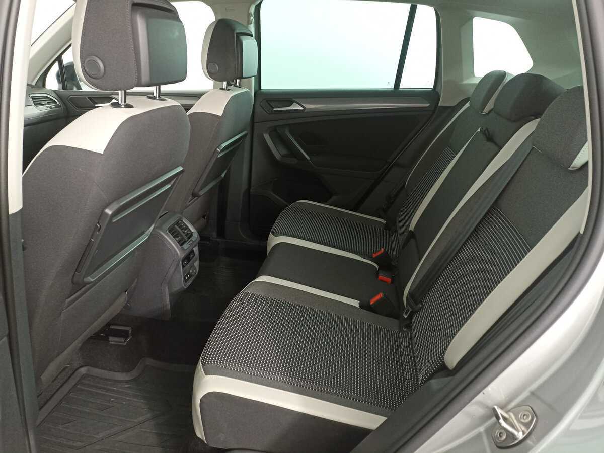 Б/У Фольксваген Тигуан 2019 года. Фото: #11