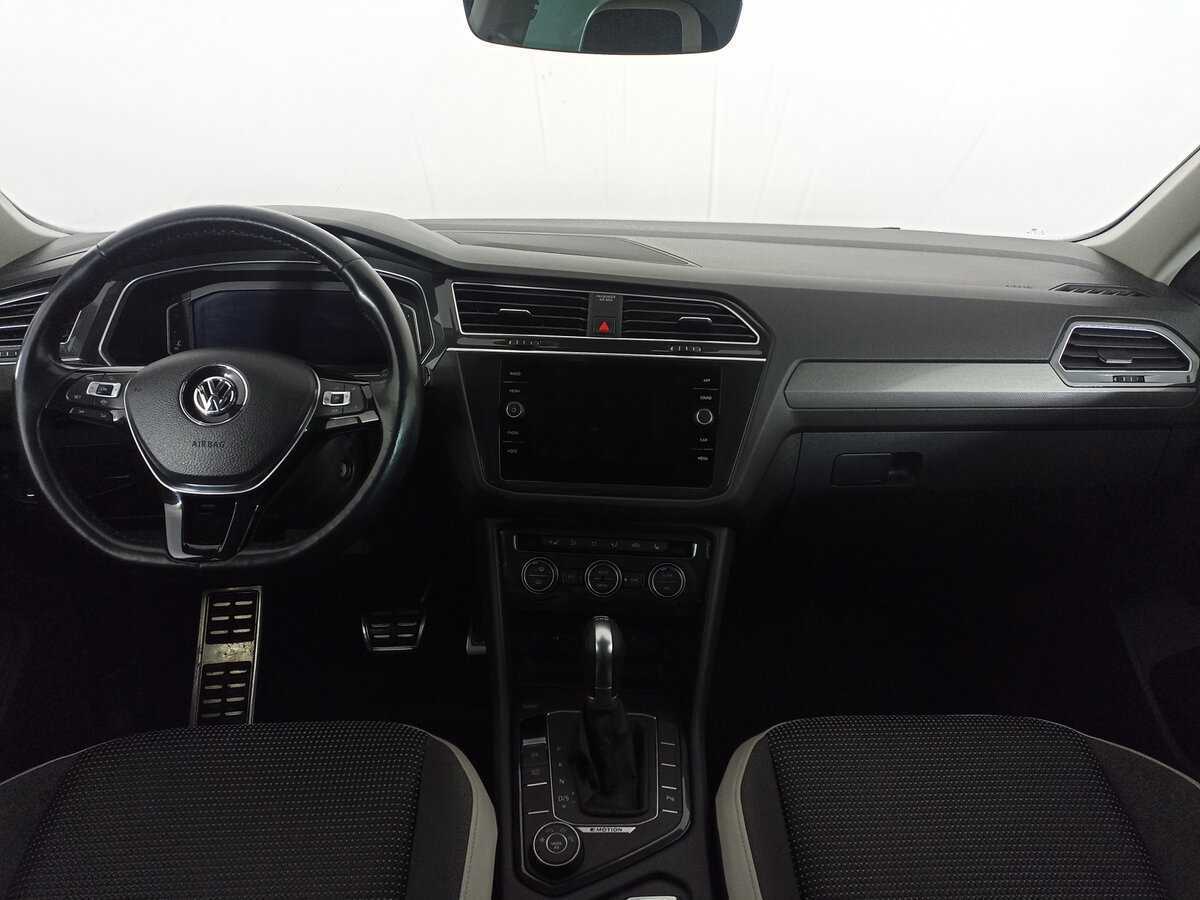 Б/У Фольксваген Тигуан 2019 года. Фото: #13