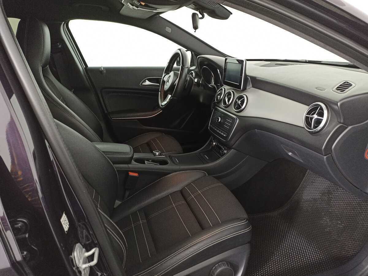 Б/У Мерседес-Бенц ГЛА 2015 года. Фото: #10