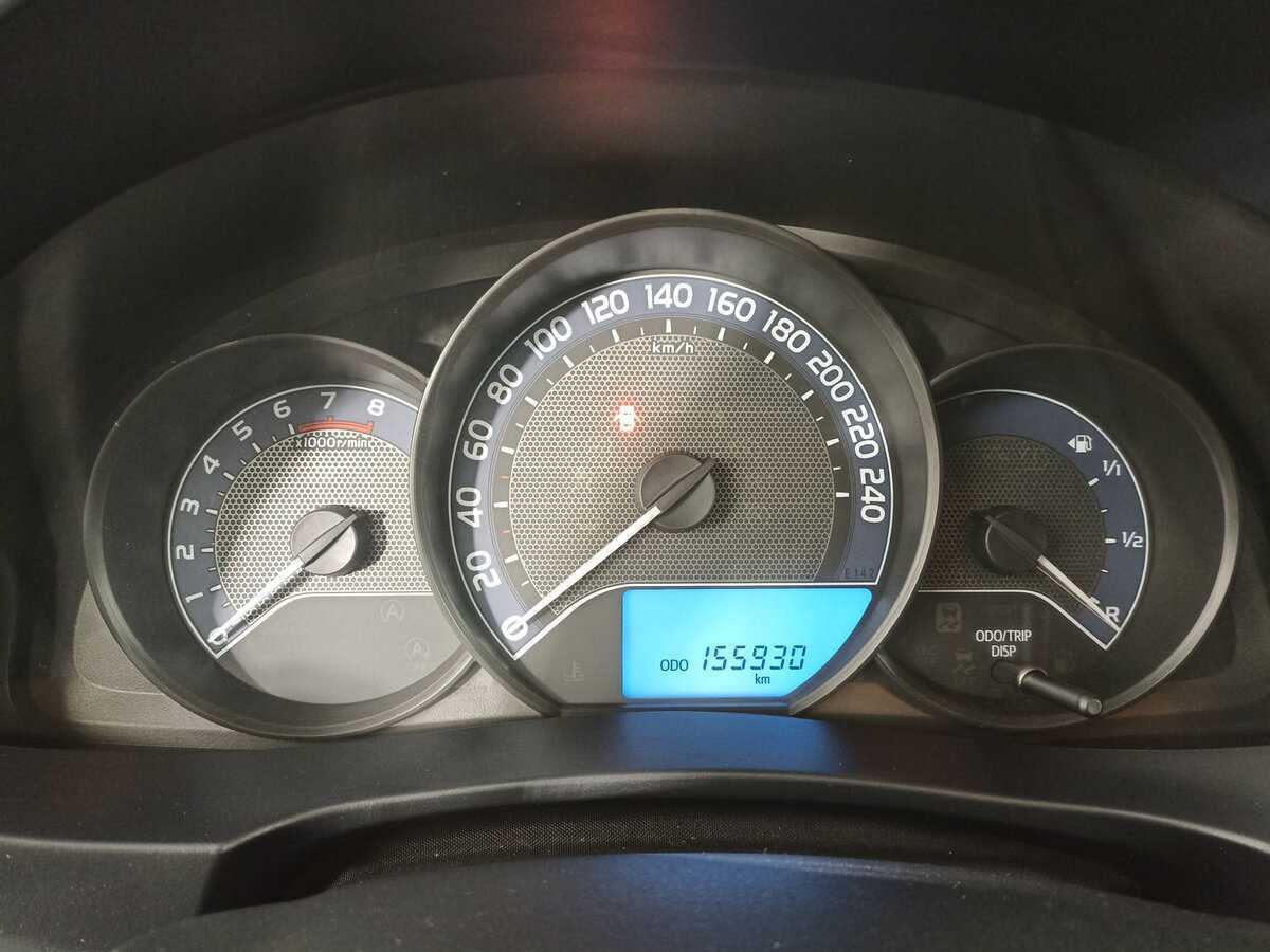 Б/У Тойота Королла 2016 года. Фото: #12