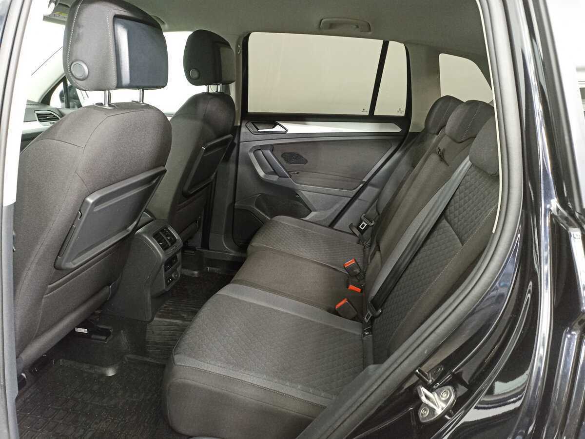 Б/У Фольксваген Тигуан 2020 года. Фото: #11