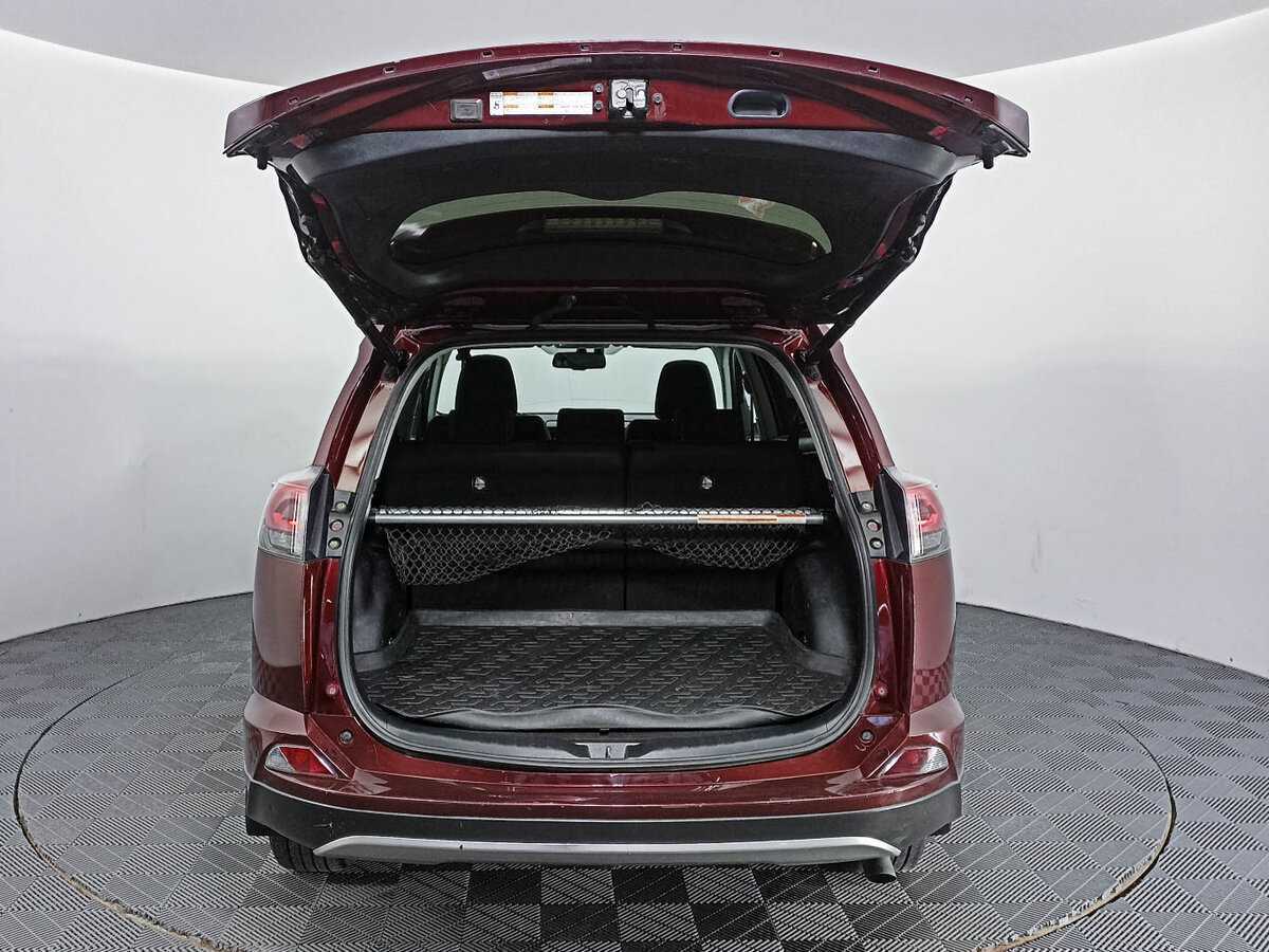 Б/У Тойота Рав4 2019 года. Фото: #9