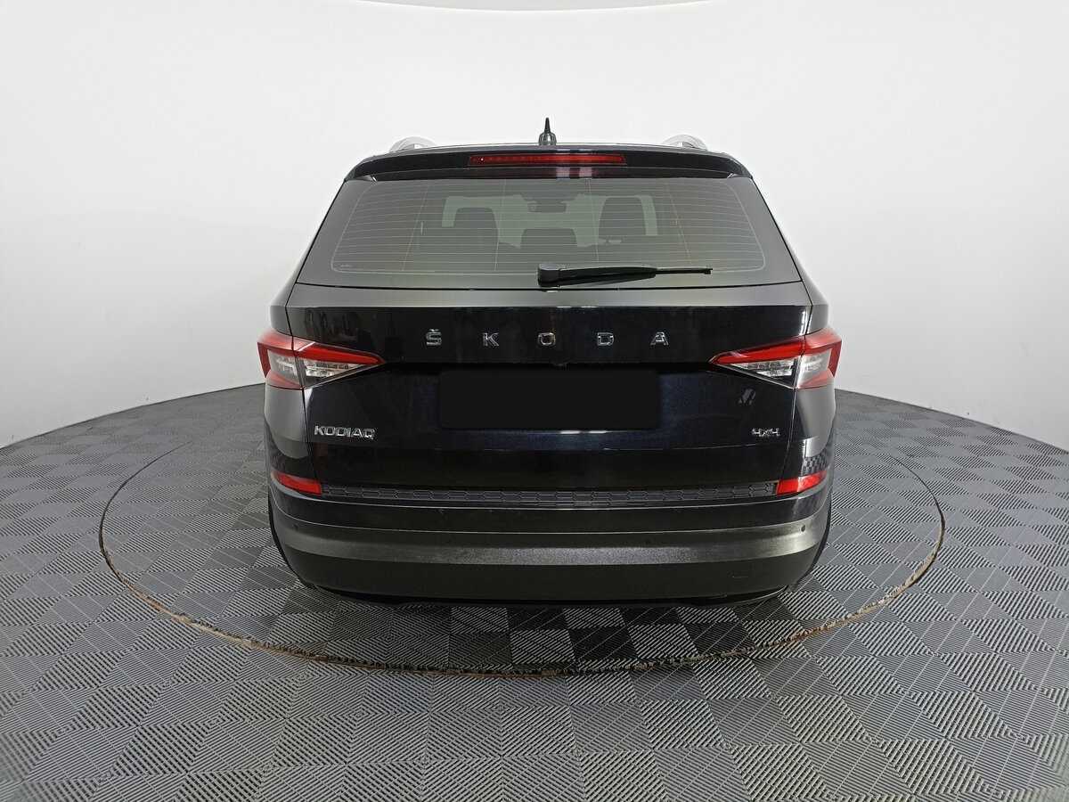 Б/У Шкода Кодиак 2020 года. Фото: #4