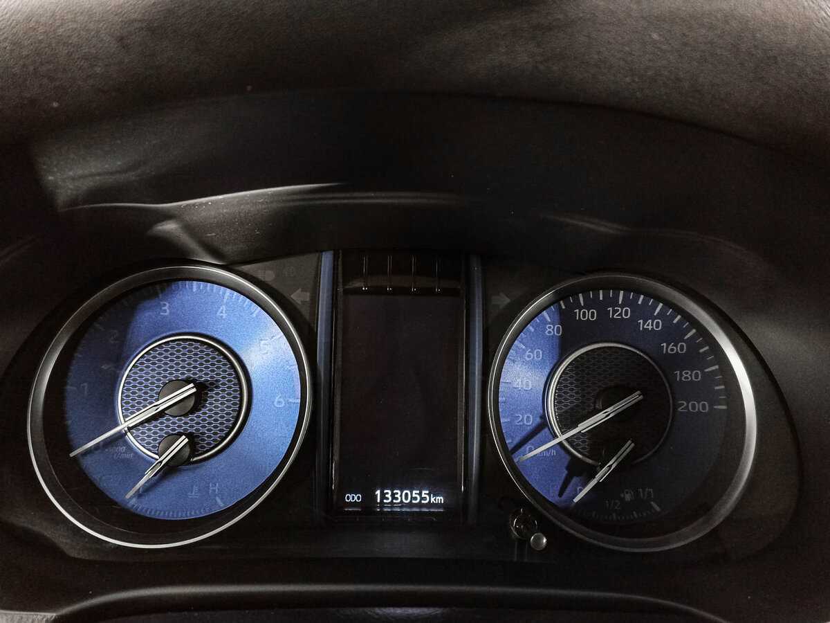 Б/У Тойота Фортюнер 2020 года. Фото: #8