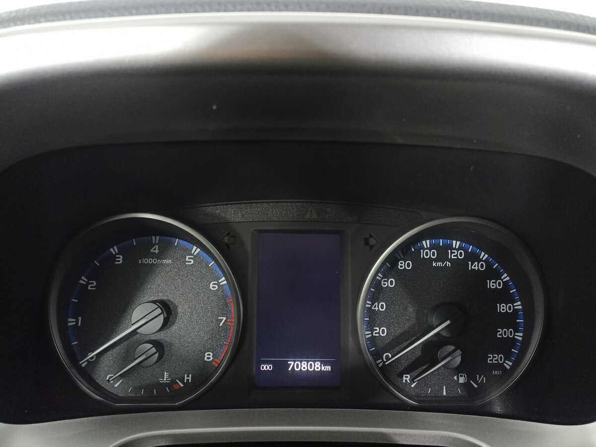 Б/У Тойота Рав4 2019 года. Фото: #12