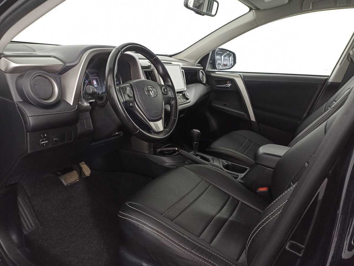 Б/У Тойота Рав4 2019 года. Фото: #15