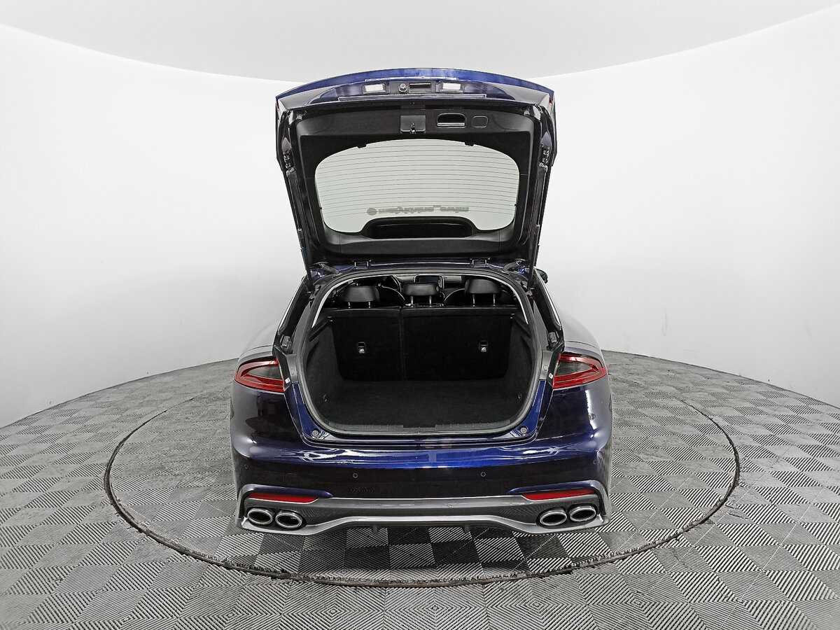 Б/У Киа Стингер 2018 года. Фото: #9