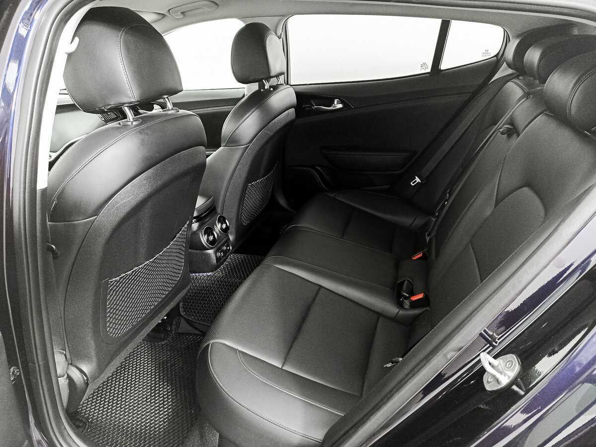 Б/У Киа Стингер 2018 года. Фото: #11