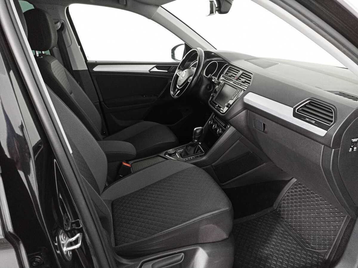 Б/У Фольксваген Тигуан 2017 года. Фото: #10