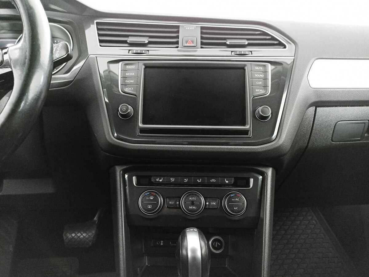 Б/У Фольксваген Тигуан 2017 года. Фото: #14