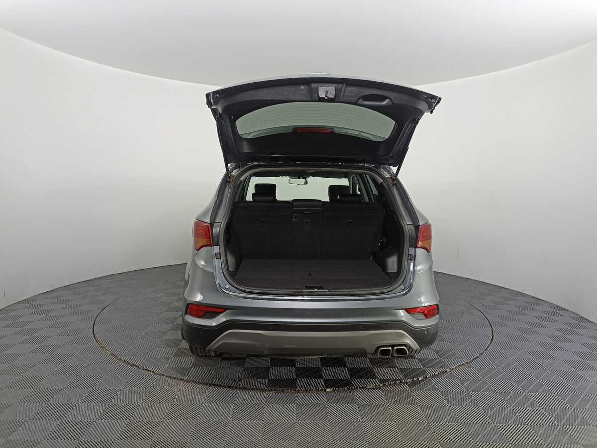 Б/У Хендай Санта Фе 2018 года. Фото: #9