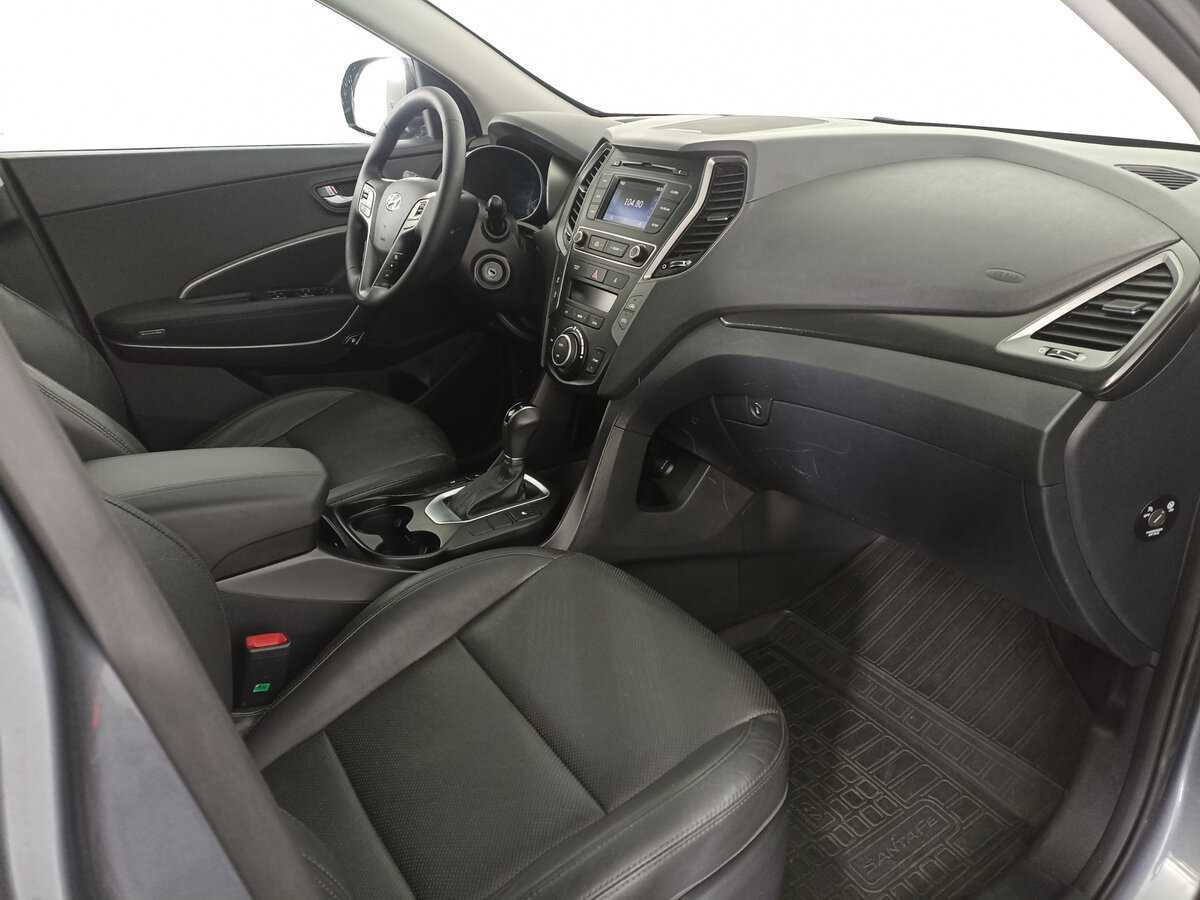 Б/У Хендай Санта Фе 2018 года. Фото: #10