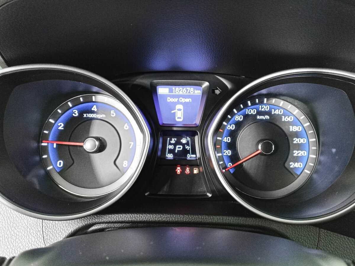 Б/У Хендай ай30 2013 года. Фото: #12