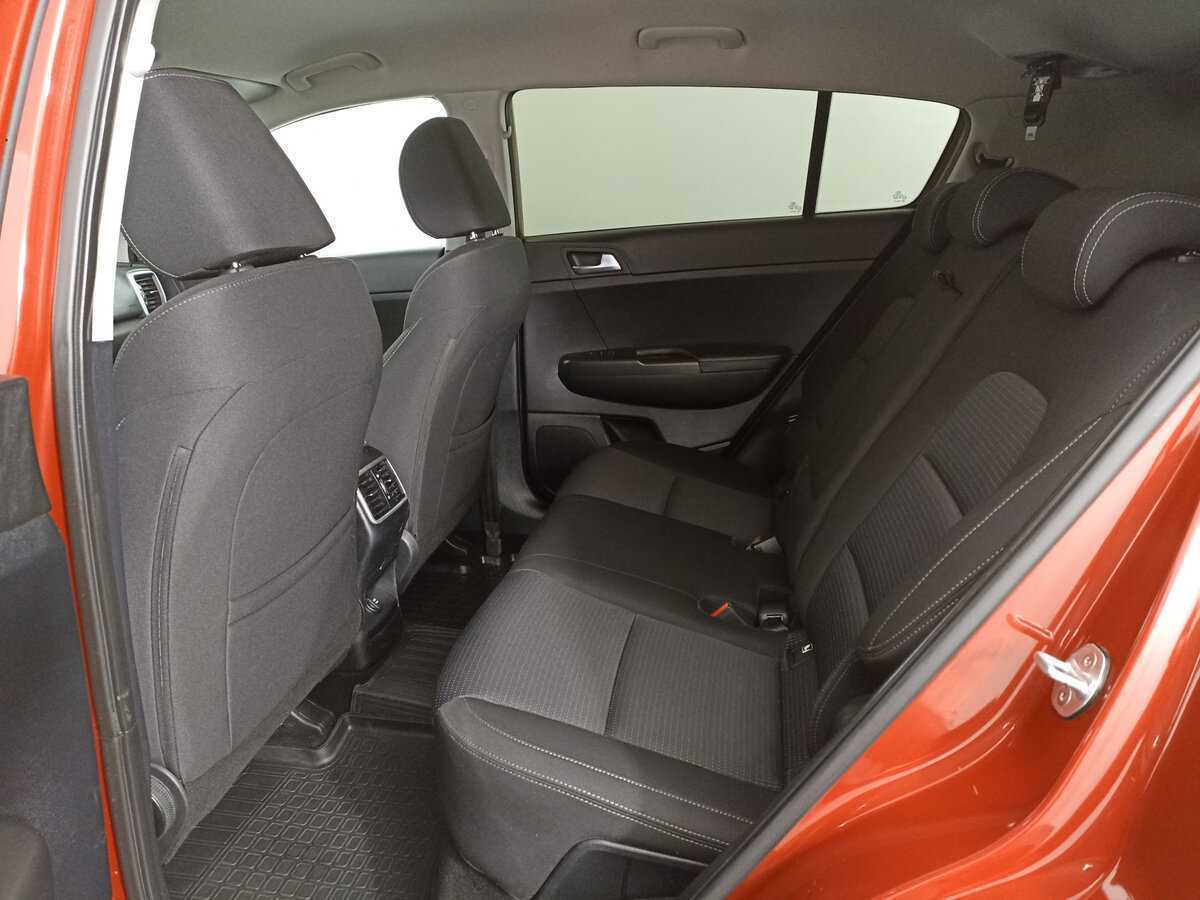 Б/У Киа Спортейдж 2020 года. Фото: #11