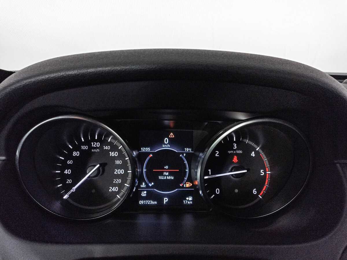 Б/У Лэнд Ровер Дискавери Спорт 2018 года. Фото: #10