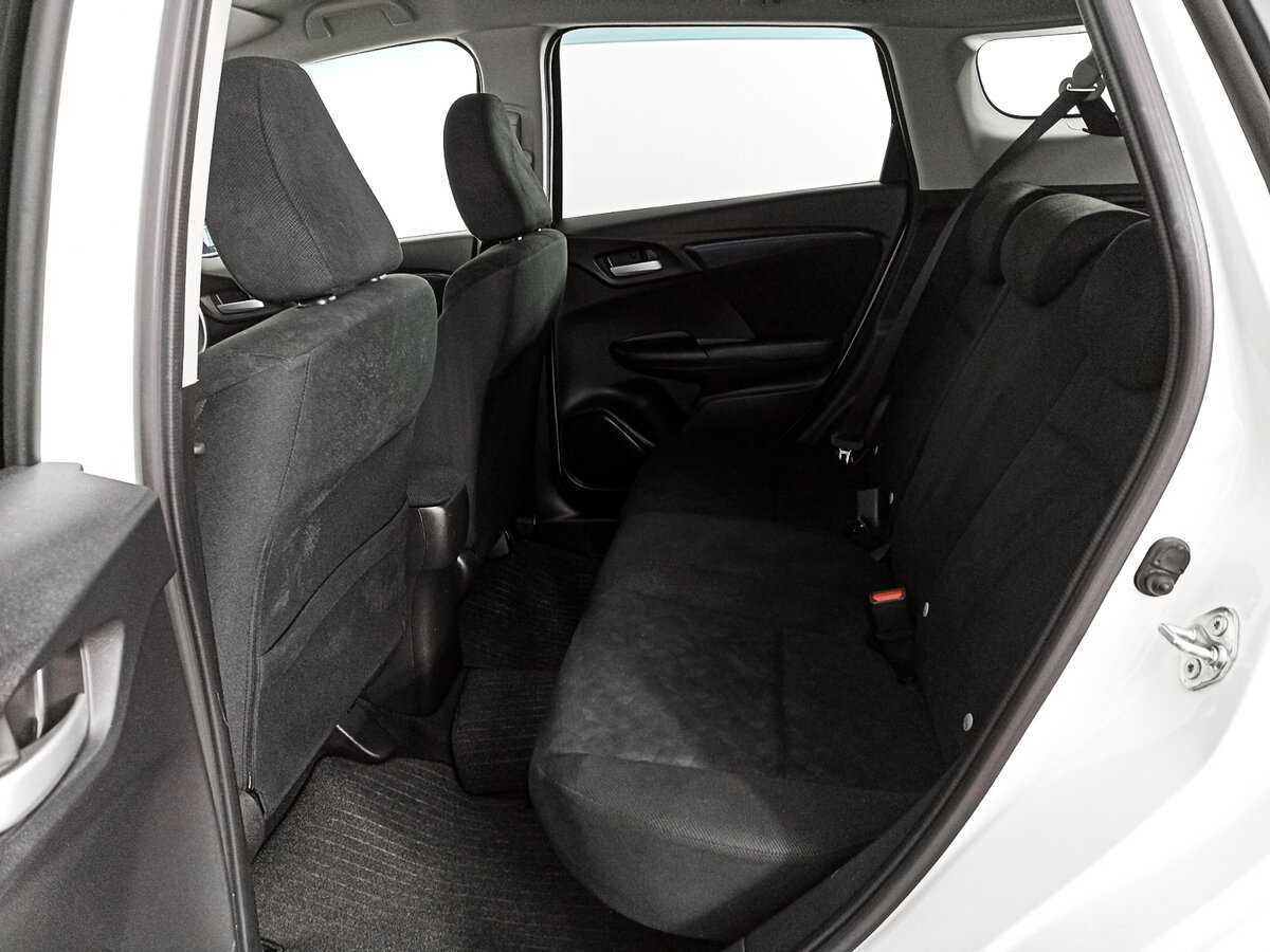 Б/У Хонда Shuttle 2018 года. Фото: #11