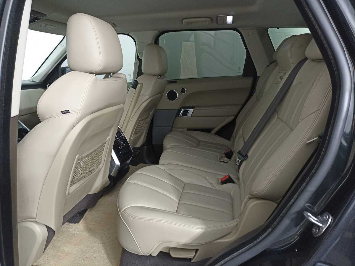 Б/У Лэнд Ровер Рэнж Ровер Спорт 2015 года. Фото: #11