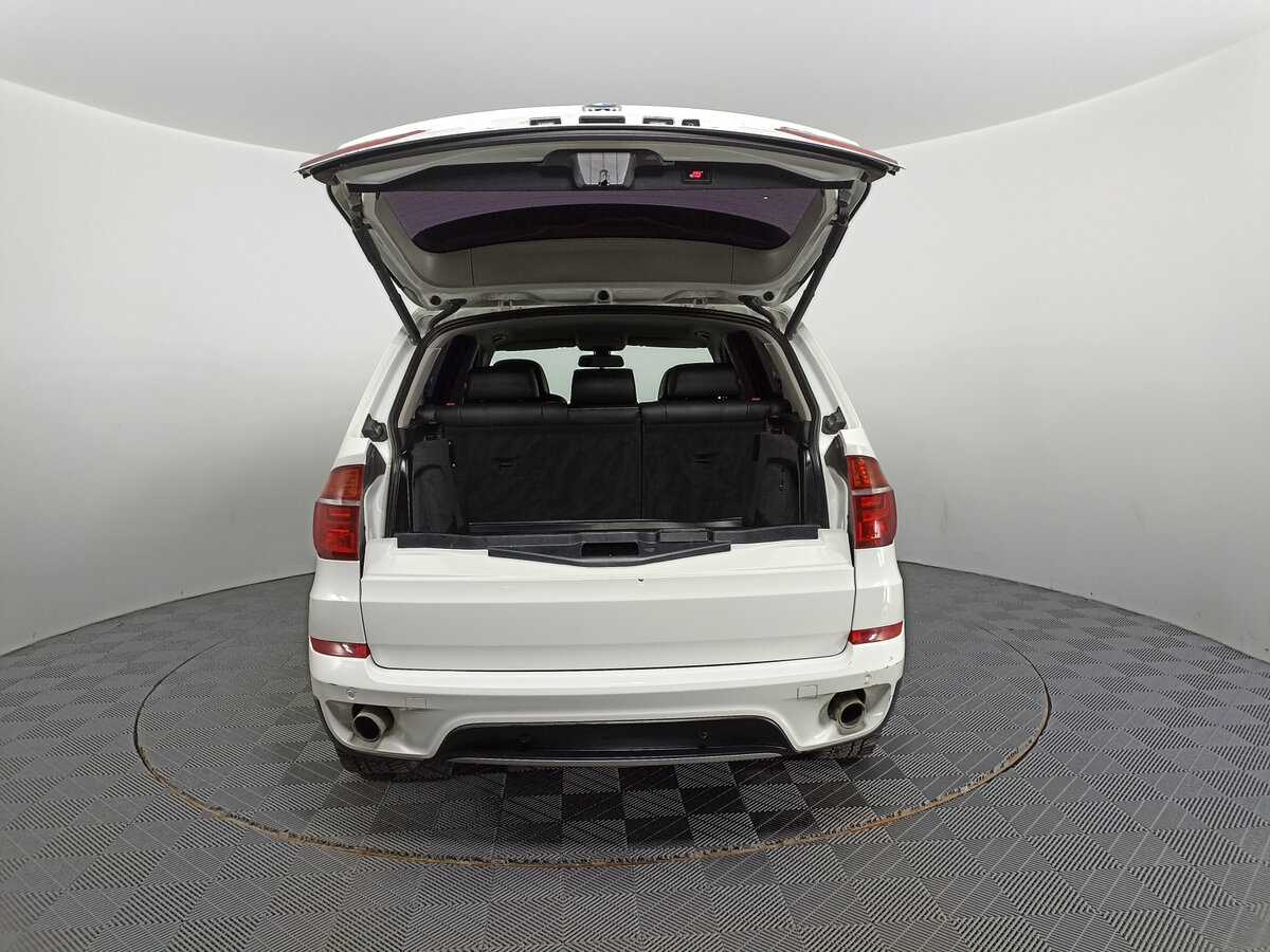 Б/У БМВ Икс5 2013 года. Фото: #9