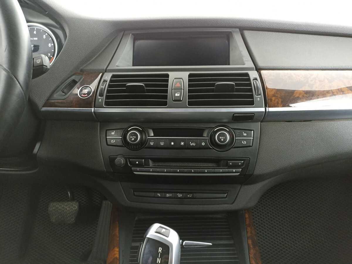 Б/У БМВ Икс5 2013 года. Фото: #14