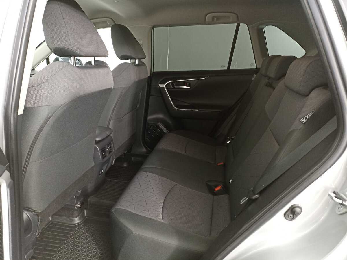 Б/У Тойота Рав4 2019 года. Фото: #11