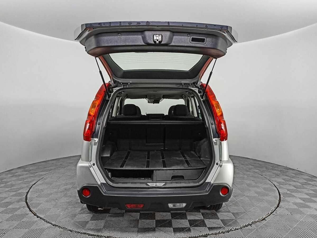 Б/У Ниссан Икс-Трейл 2010 года. Фото: #6